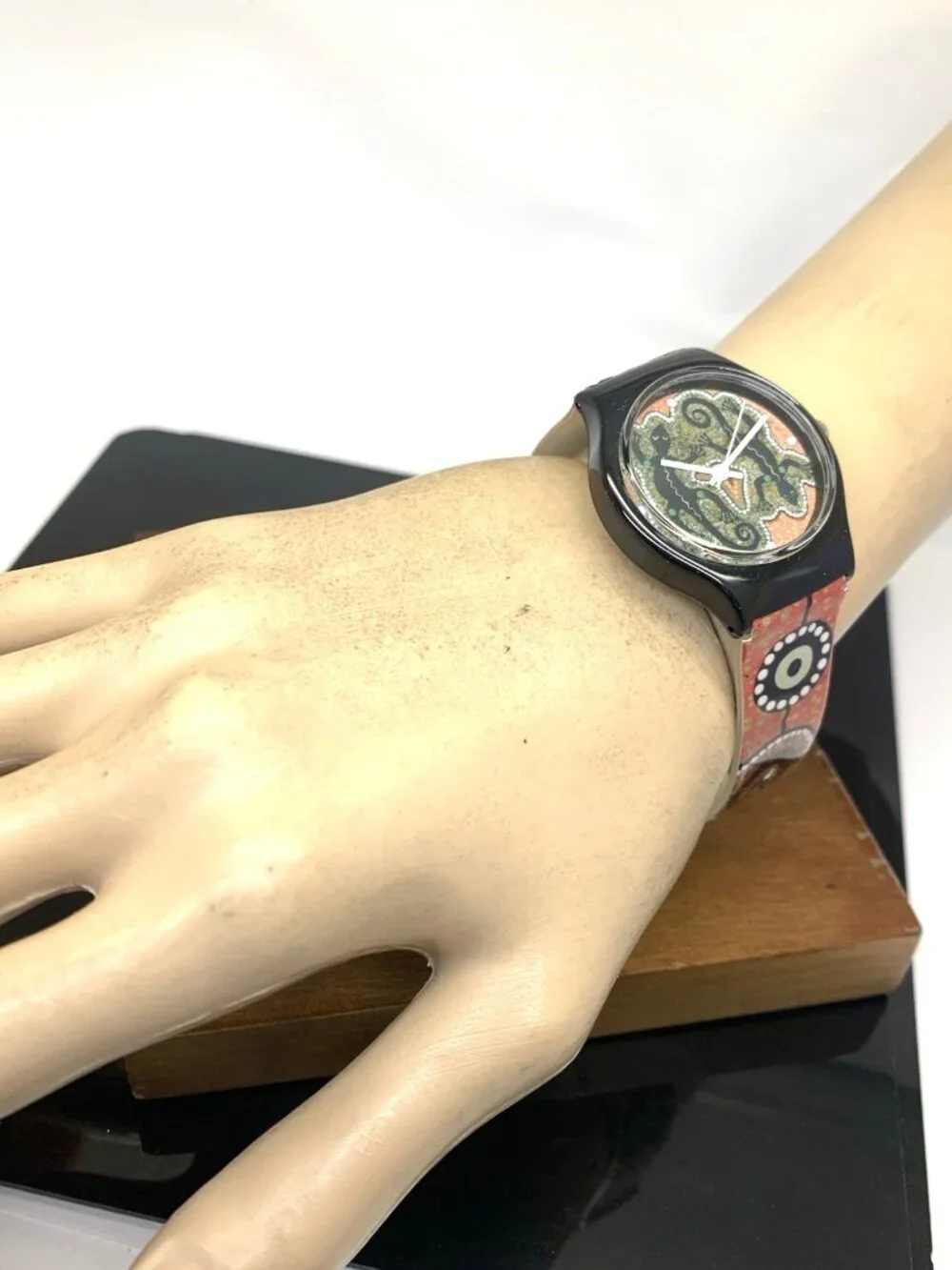Australian Outback Unisex Watch Artist Series Quartz Vintage Rubber Strap 34mm